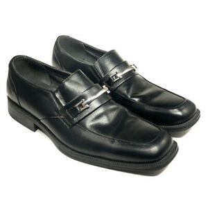 jf j.ferrar Black Leather Slip-On Loafers with Silver Bit